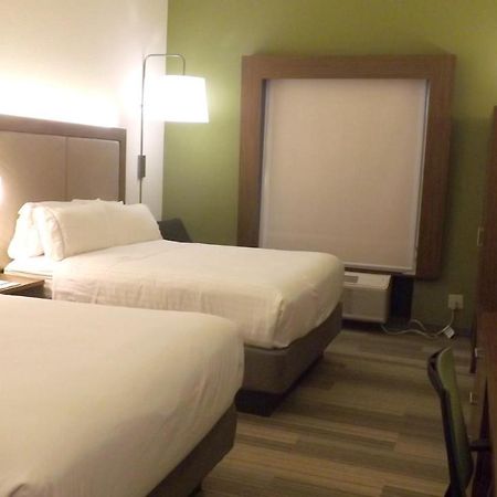 Holiday Inn Express & Suites Dyersburg, An Ihg Hotel Exteriér fotografie