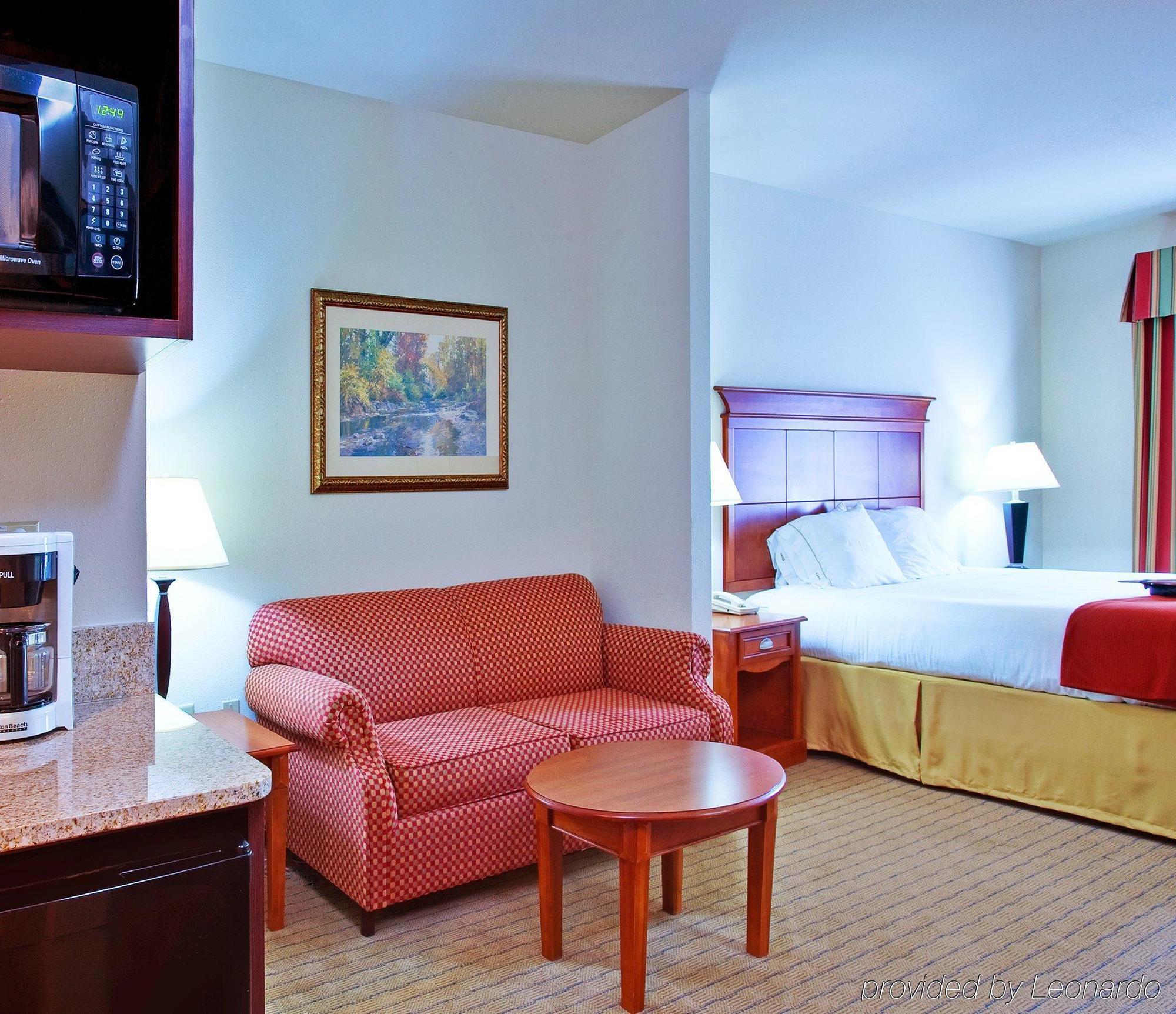 Holiday Inn Express & Suites Dyersburg By Ihg Pokoj fotografie