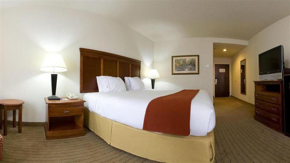 Holiday Inn Express & Suites Dyersburg By Ihg Exteriér fotografie