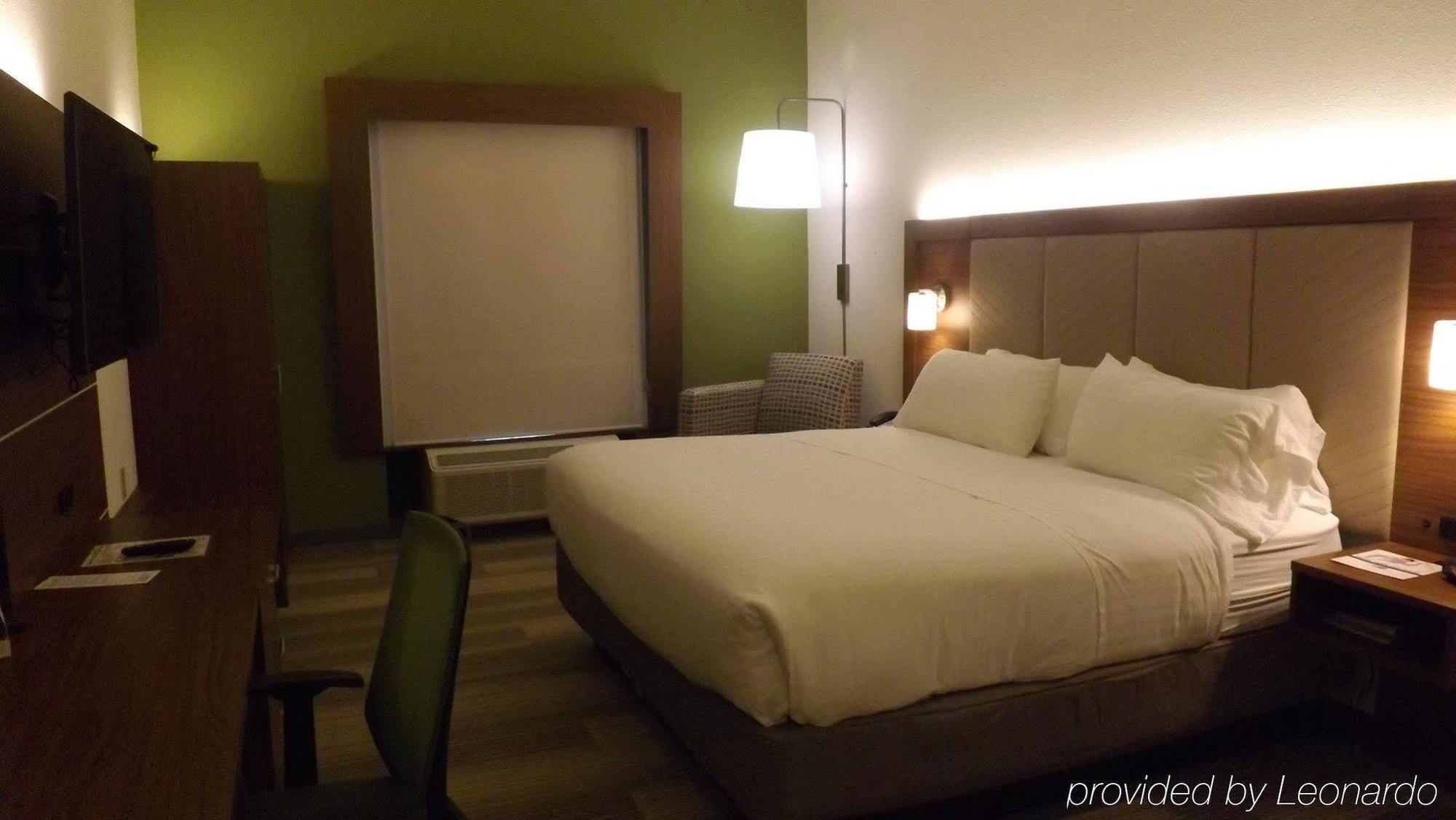 Holiday Inn Express & Suites Dyersburg By Ihg Exteriér fotografie