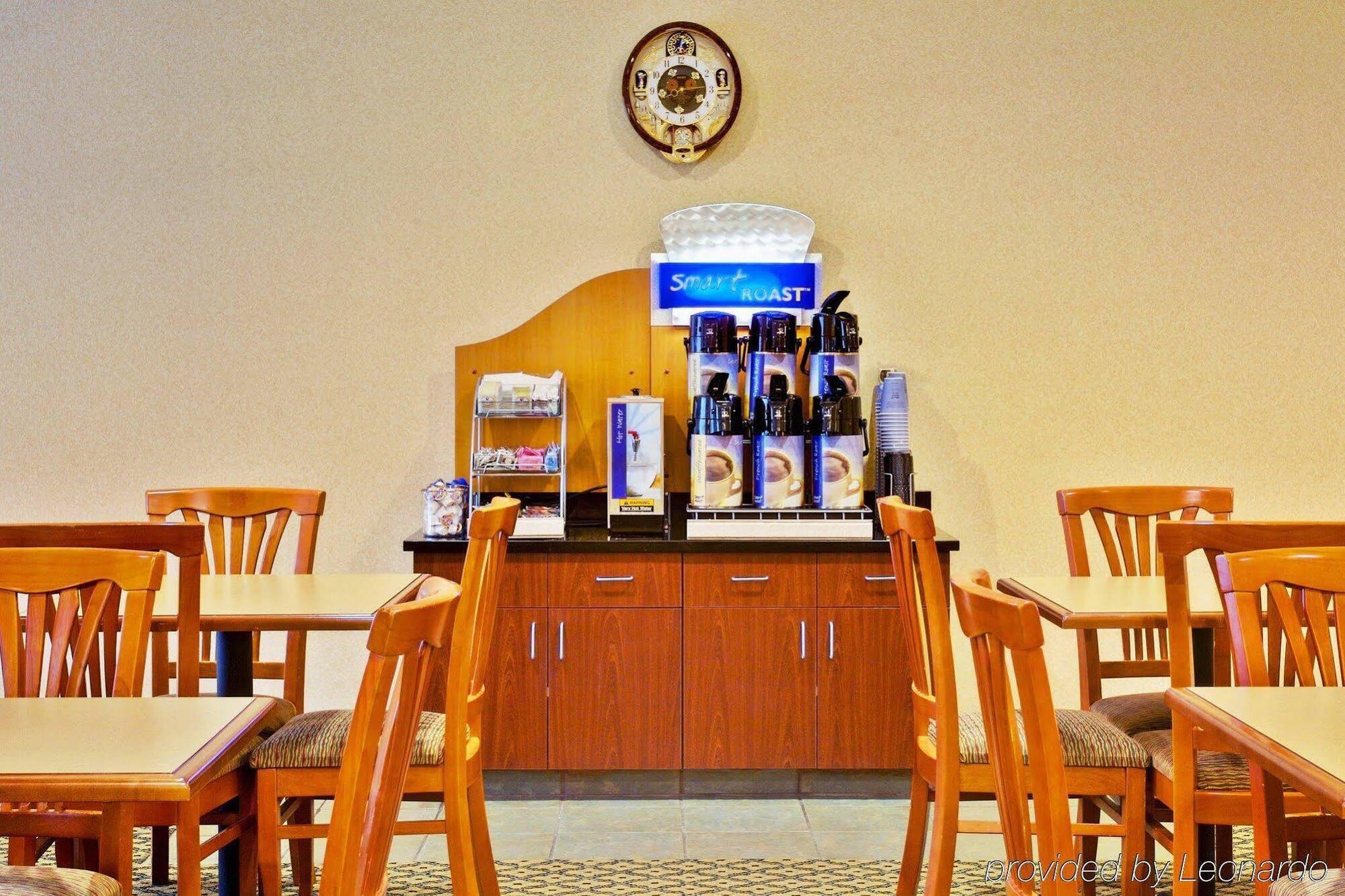 Holiday Inn Express & Suites Dyersburg By Ihg Exteriér fotografie